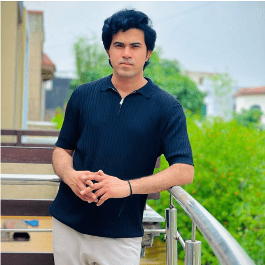 Portrait of Taimoor Salyhal
